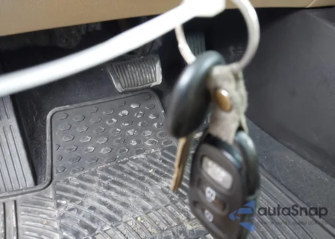 2013 Hyundai Elantra Limited z USA, uszkodzony, nr VIN 5NPDH4AEXDH266579